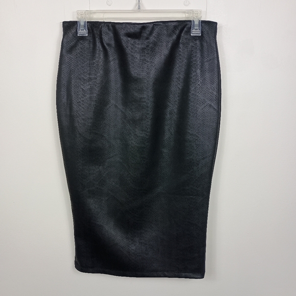 Apt 9 Faux Leather Snakeskin Midi Pencil Skirt Medium Black Stretch Pull On - Picture 2 of 5